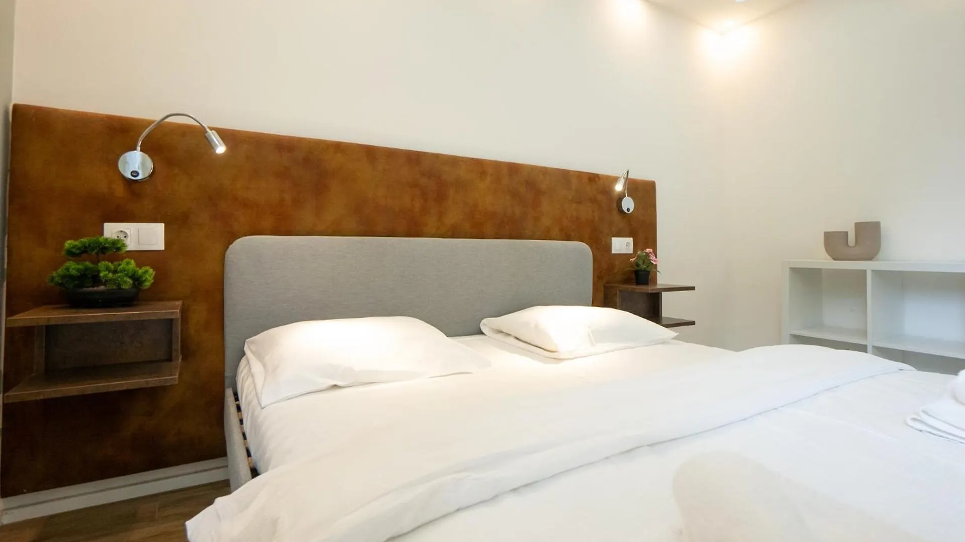 וינה Modern Studio With Queen-Size Bed, Self Check-In 0*,